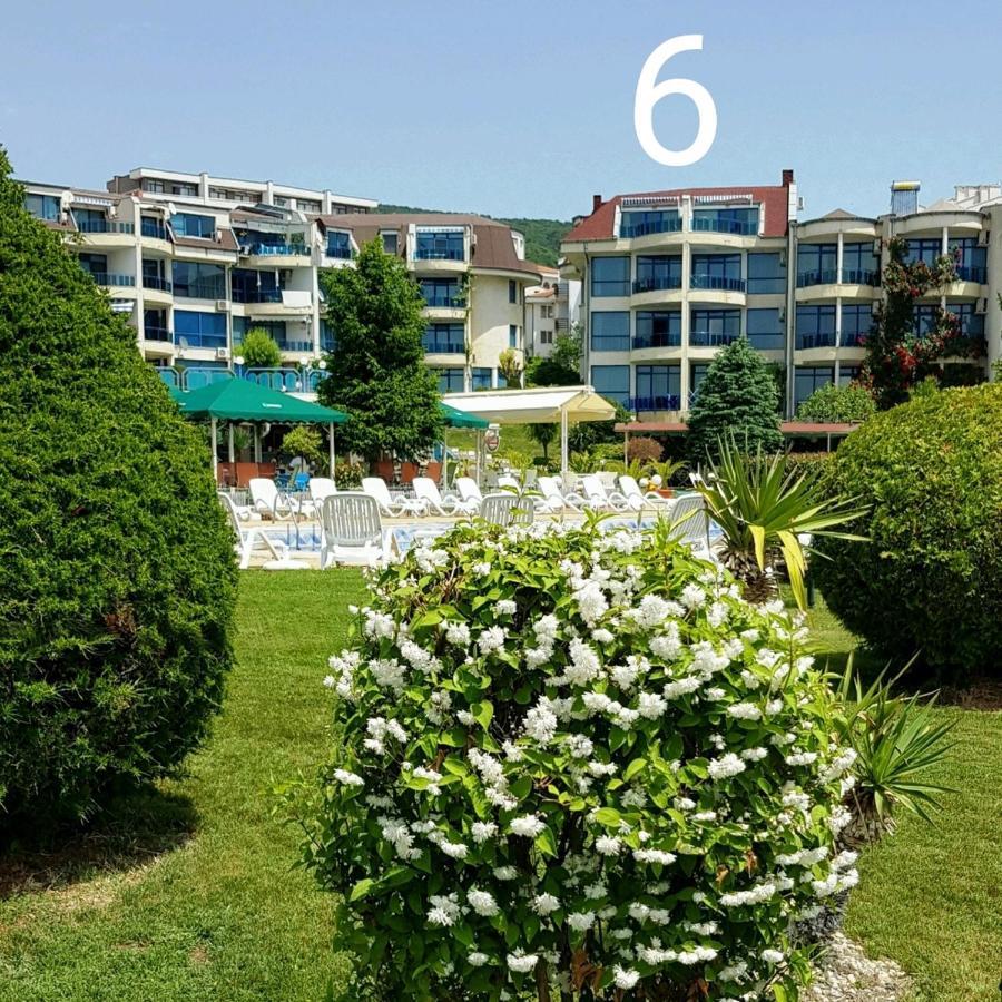 Hotel Riviera Complex 6 à Sveti Vlas Extérieur photo